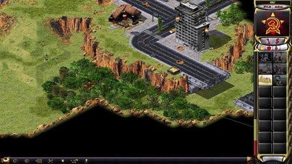 Command & Conquer: Red Alert 2 Online - Multiplayer Gameplay - CnCNet