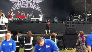 BABYMETAL - Road of Resistance - at Reading Festival 2015. 60fps