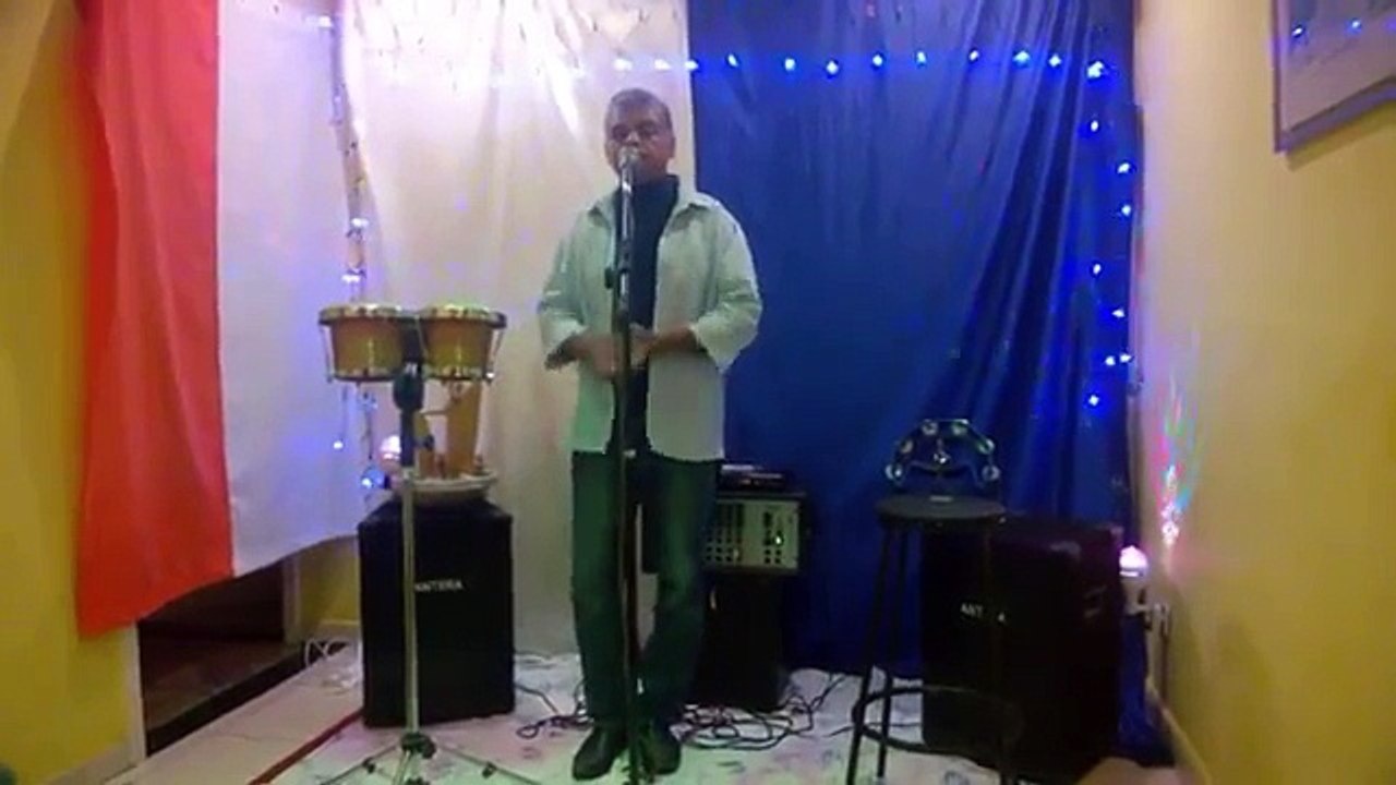 Amor me Diz oque Fazer ao vivo