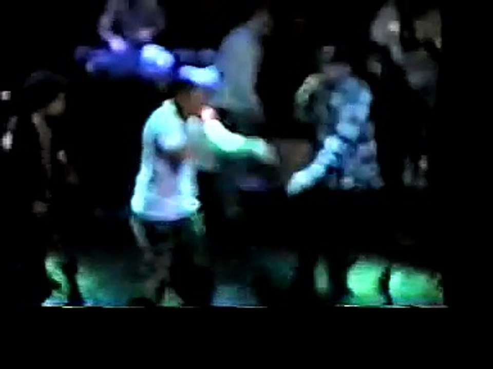 House of Pain Jump Around live 6/7/92