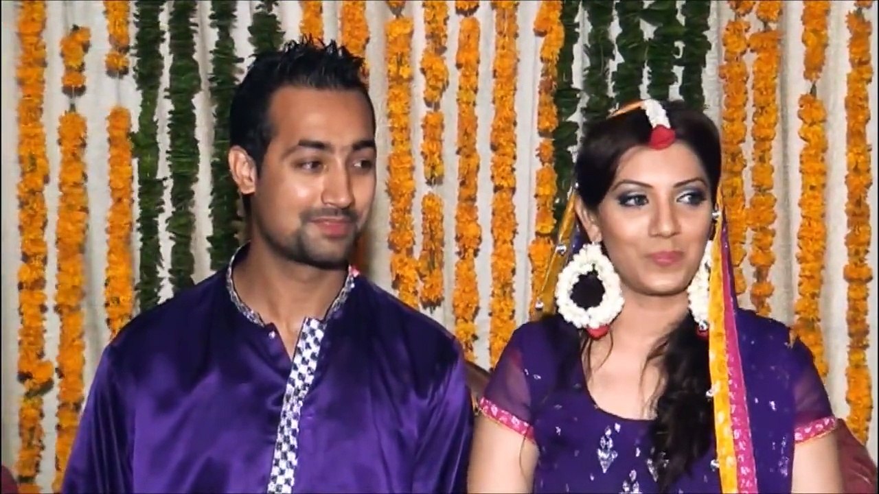 Best Mehndi Dance Ever 2015 (Tayiba&fahad) hd