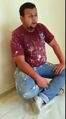 BOYA USTASI SIVACI İNŞAATÇI KUR-ANI KERİMDEKİ AYETLERİ TECVITLI ÇOK GÜZEL BİR SESLE OKUYOR