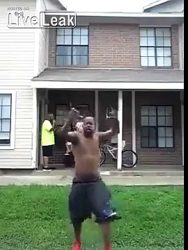 Deaf Rapper Signing/Rapping