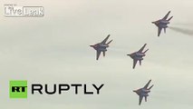 Russia: Air Force fighters scorch through the sky on last day of ARMY-2015