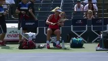 Coco Vandeweghe brakes  the racket US Open 2015