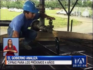 Petroecuador analiza la compra de petróleo liviano para refinar