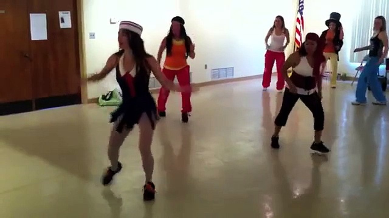 Monster Mash - halloween dance fitness cha cha