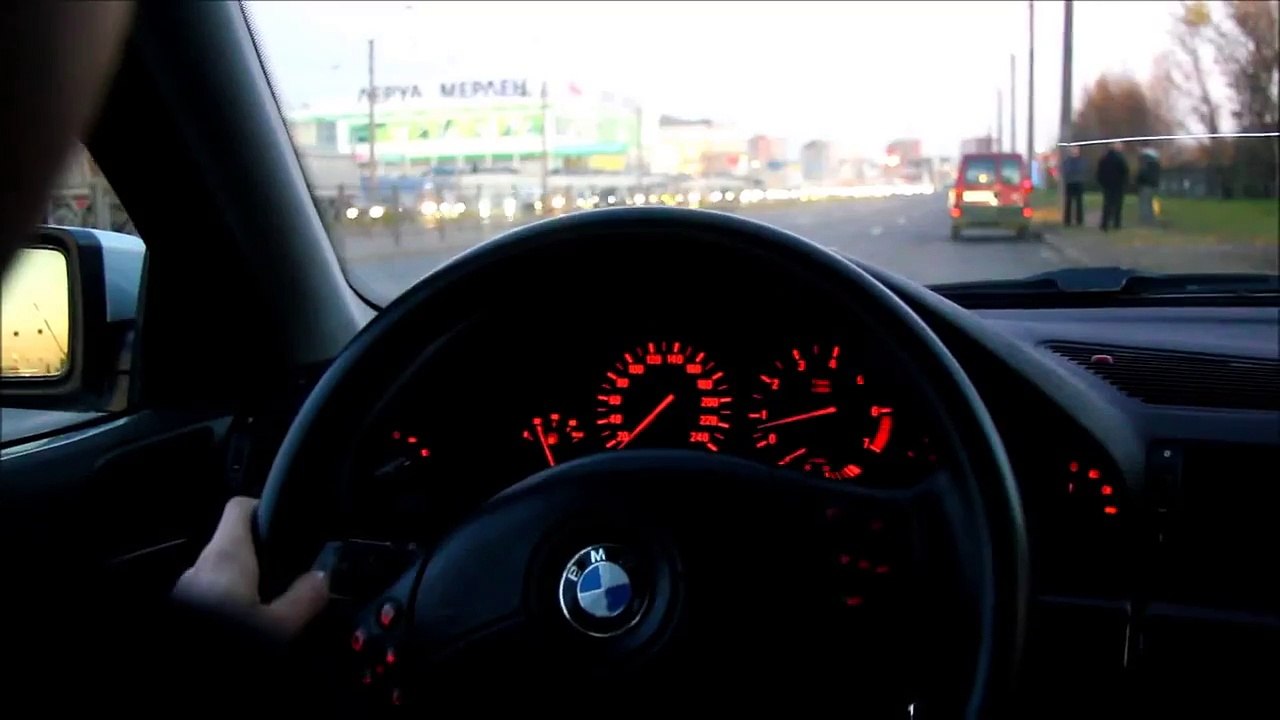 BMW e38 740iA acceleration
