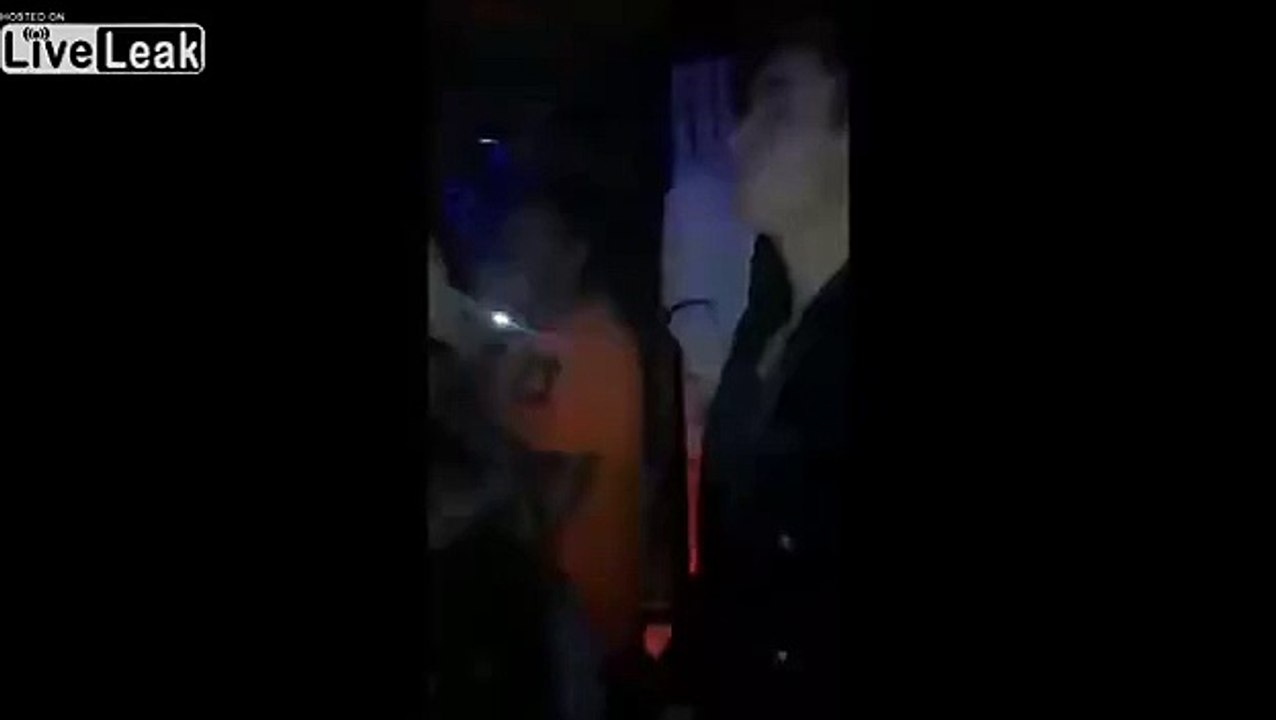 Leonardo Dicaprio steals the party by intercepting on girl grinding on Justin Bieber