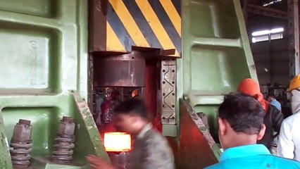 Large Flange Forging Machine - LiveLeak Flange Awarness Week