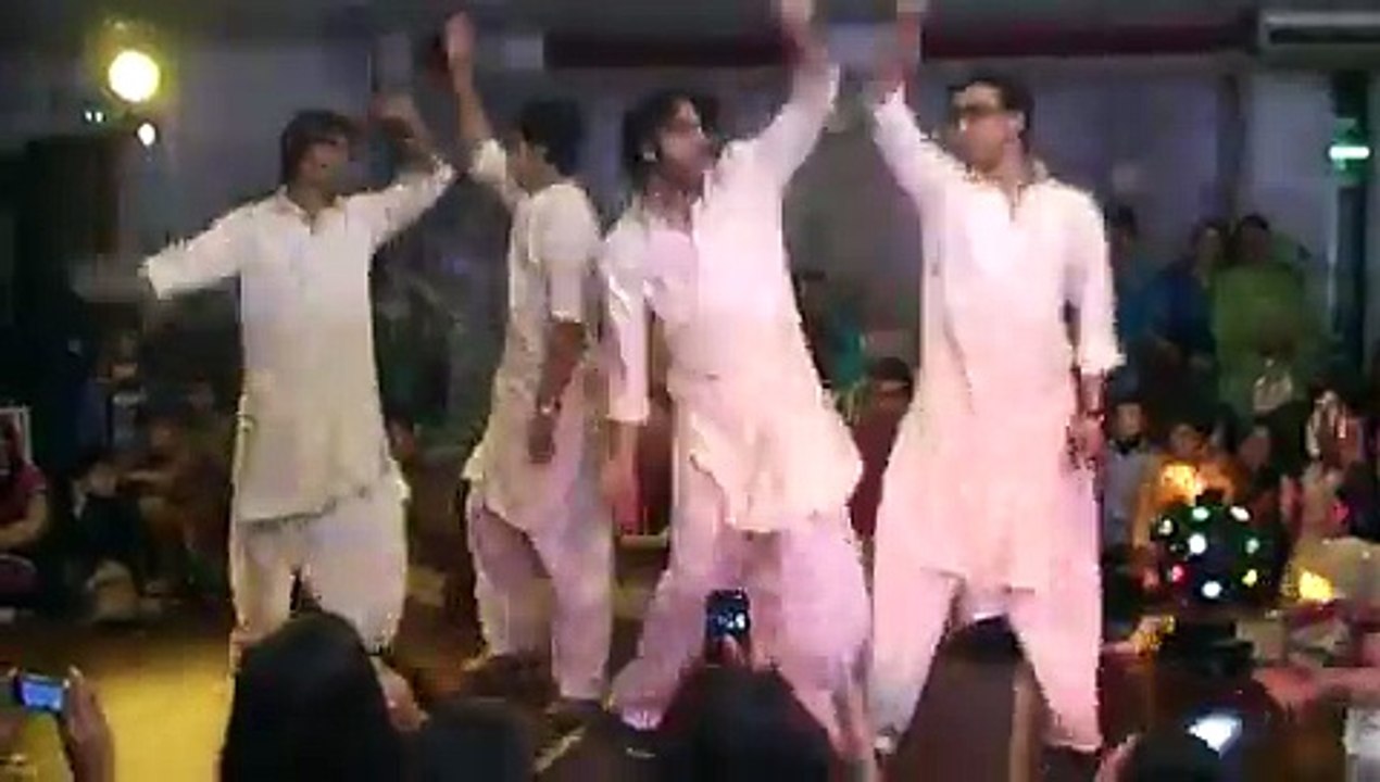 mehndi dance okara part 2