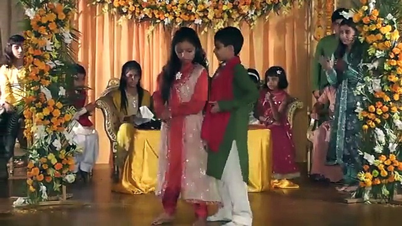 Mehndi Dance Okara Part 3