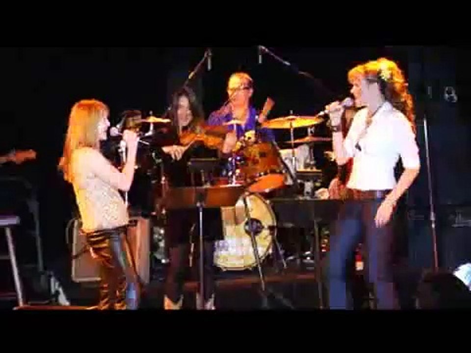 Lucy Lawless and Renee O'Connor Roxy 2008