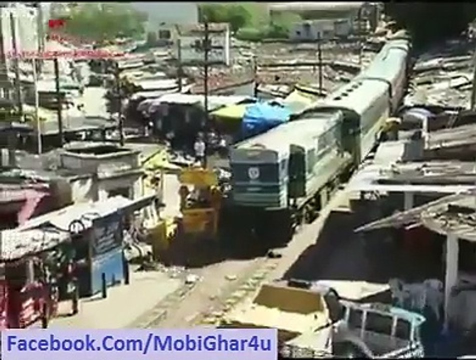 Funny Train Prank_MobiGhar Prank Videos