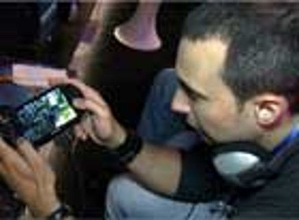 [E3 2011] Nacho Ortiz con PSVita