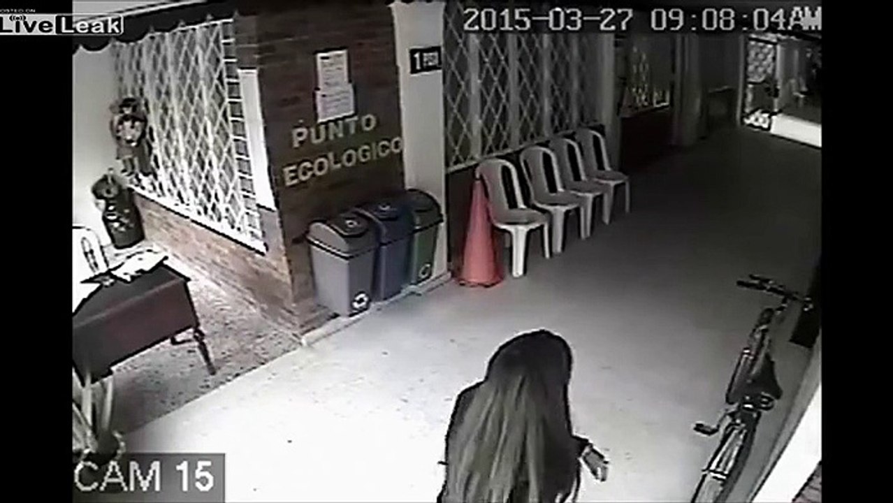 Double Date Armed Robbery at a School in Bogota