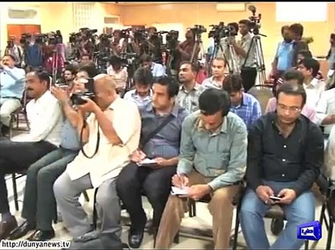 Meera Blasted On Journalists in Lahore Press Club