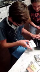 Ados vs Le walkman de leurs parents