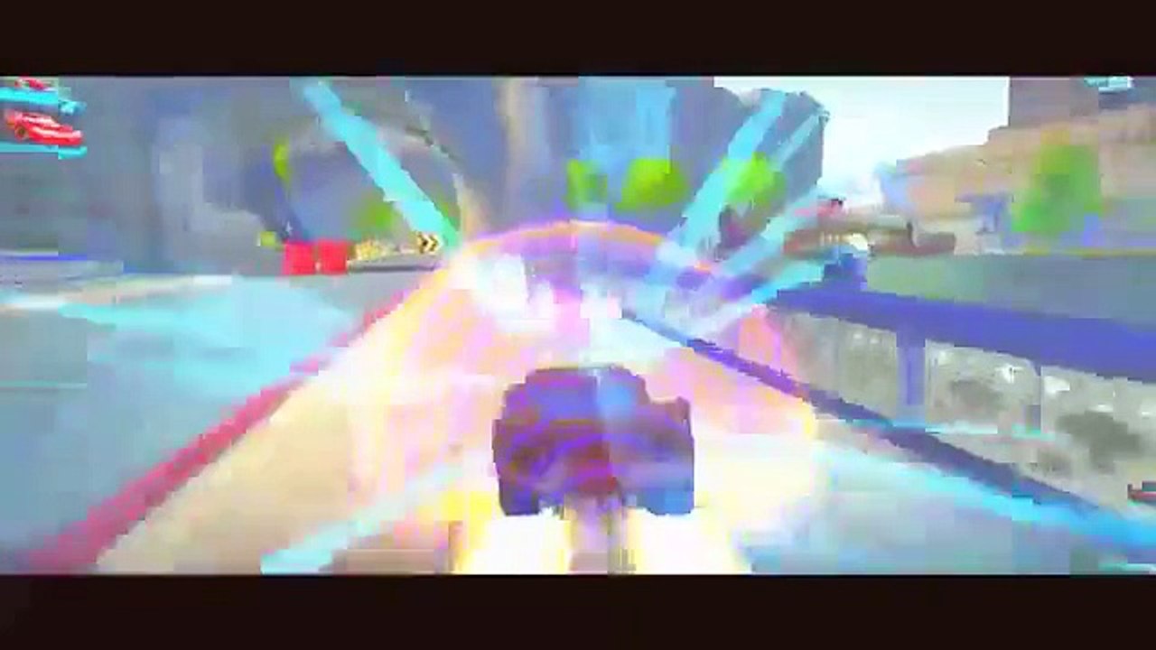 Disney Pixar Cars Lightning McQueen Cars 2 & his friends Tow Mater & Finn McMissile Drifts & Races !