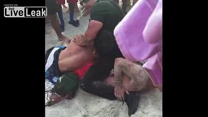 Just What Beach Cop Was Dealing With (Drugged Out Shoe Lickers) WTF (Different View)