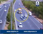 INDIA - Compilation of accidents on Delhi-Noida Expressways.