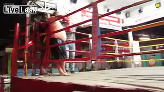 Drunk Fatso vs Muay Thai Fighter