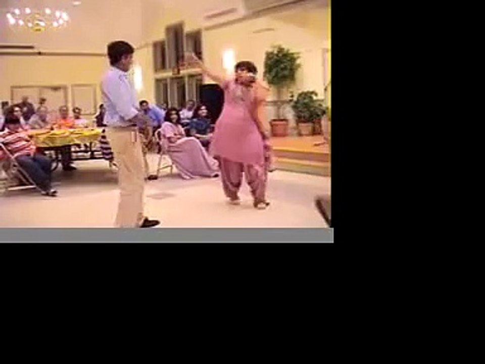 "Rock the Party" Omar and Zainab dance video