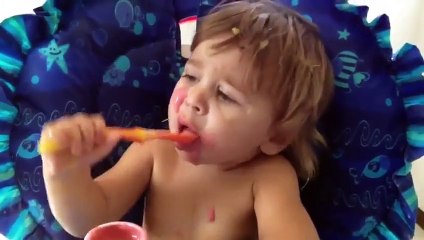✔Funny kids eating Funny funny Videos funny baby أفلام طفل مضحك