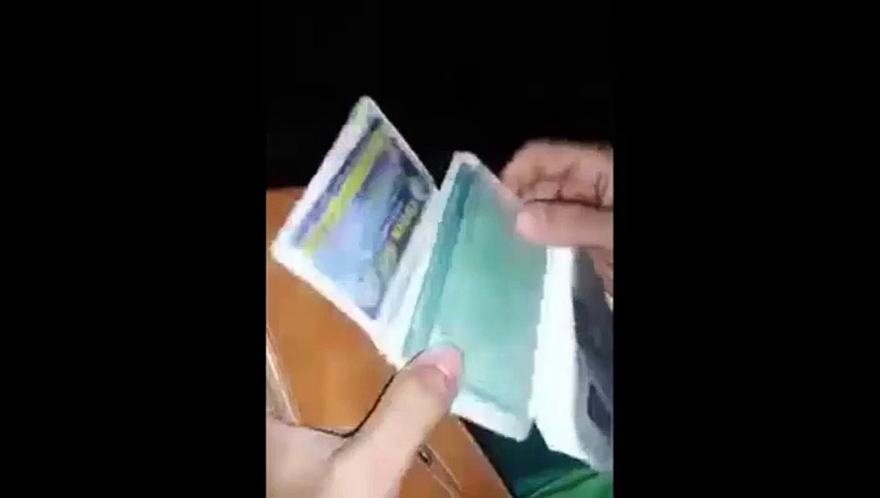 Il tente de voler une experte en arts martiaux et se fait humilier !