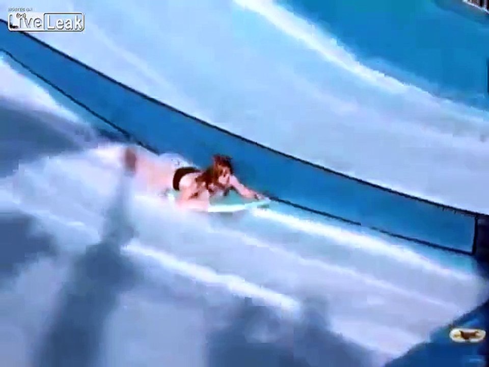 Girl Loses Bikini At Water Park