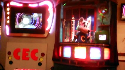 Chuck E Cheese Show 5 2015 Song 4- Dancing Kitten Take 2