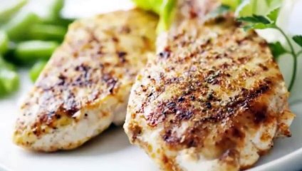 TOP 10 HIGH PROTEIN FOODS YOU CAN'T MISS