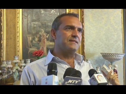 Napoli - De Magistris contro Renzi: Rimozione Imu? Solo propaganda (02.09.15)