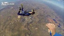 Skydiver Has Seizure, Falling Unconcious During Freefall