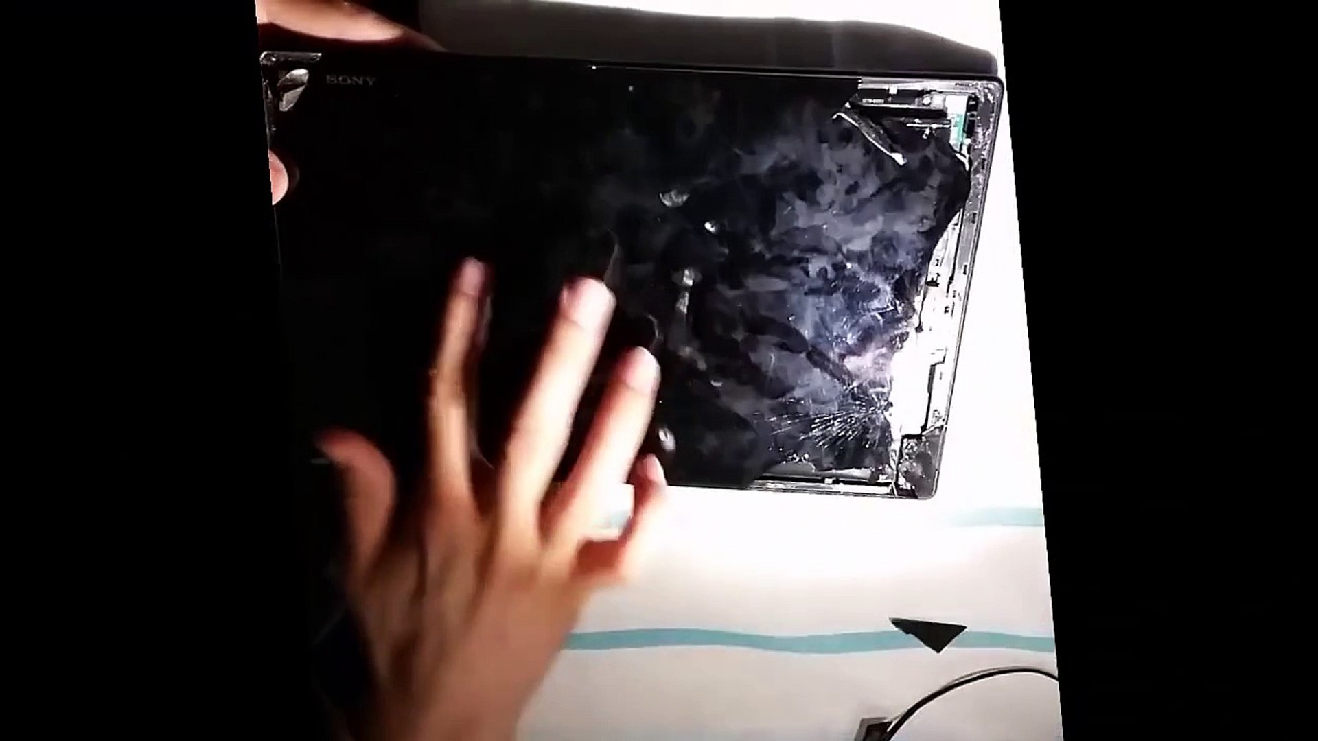 How Sony XPERIA Z2 Tablet LTE SGP521 screen replacement 2015 - video  Dailymotion