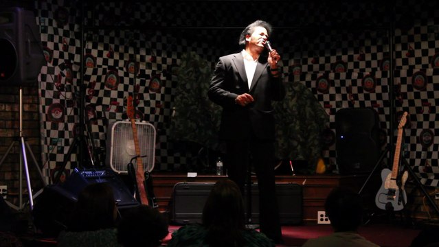 Robert Washington sings 'Only The Strong Survive' Elvis Week 2015