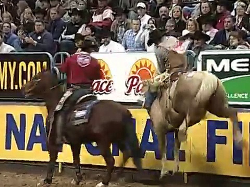 Highlights of 04 NFR Saddle Bronc Riding