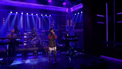 Justin Bieber Performs Hit Song 'What Do You Mean' on The Tonight Show 🎤