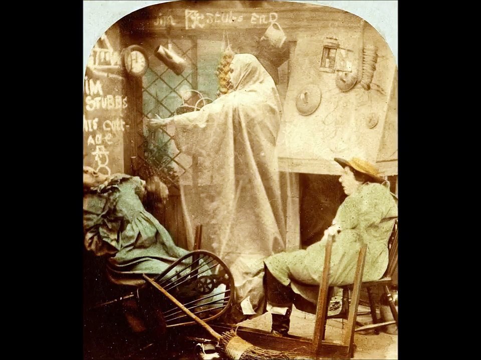 Animated Stereoscopic Photographic Scenes of Ghosts Haunting People From the 1850's