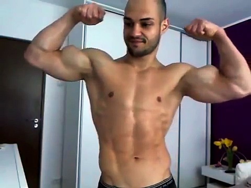 preview : gymnast Jhonny is back - finally