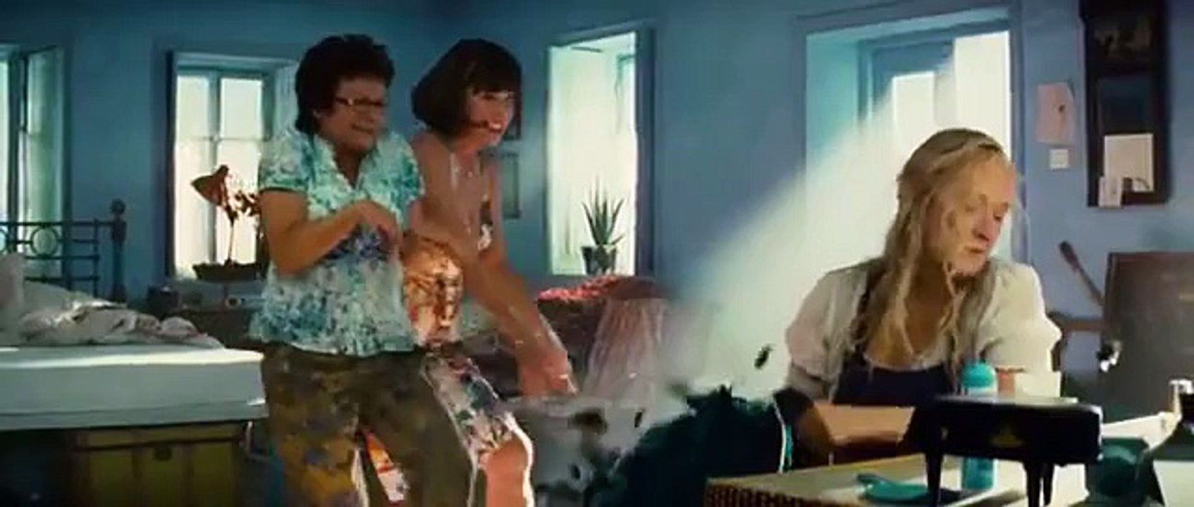 Mamma Mia! (2008) Dancing Queen - Cantata in ITALIANO