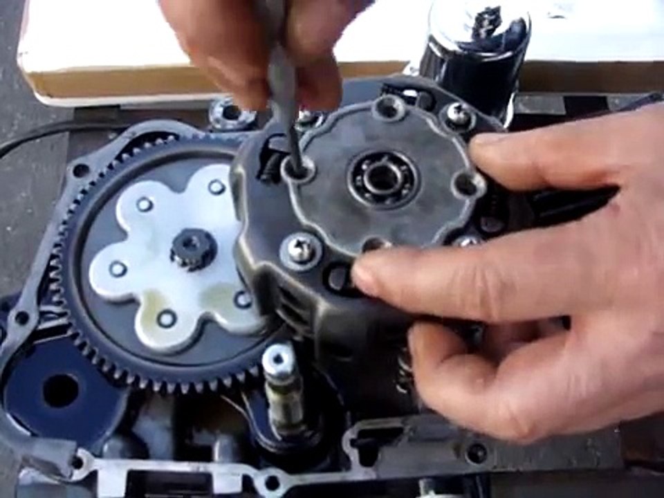 TaoTao 125cc clutch install