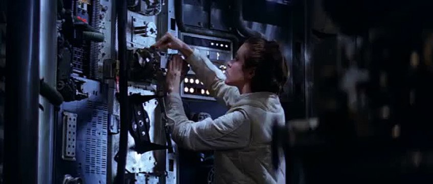 Star Wars: L'impero colpisce ancora (G Lucas) - Ian & Leila's kiss