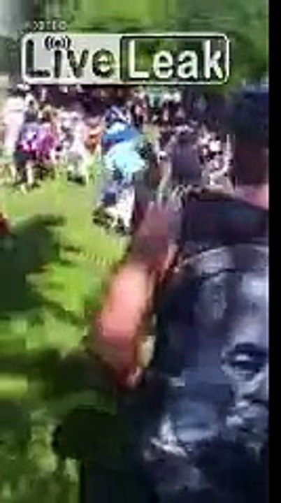 Pack of black teens attack a group of Puerto Ricans at the NYC parade