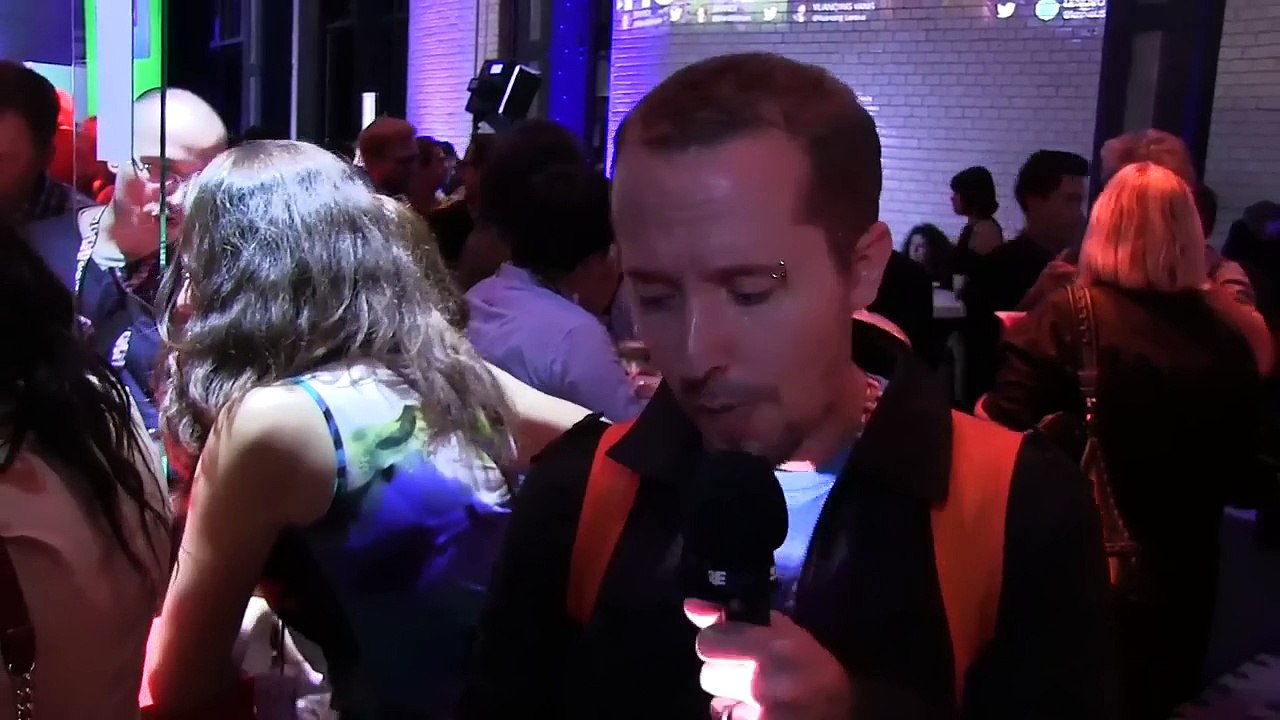 Prototype de smartphone Lenovo avec pico-projecteur intégré