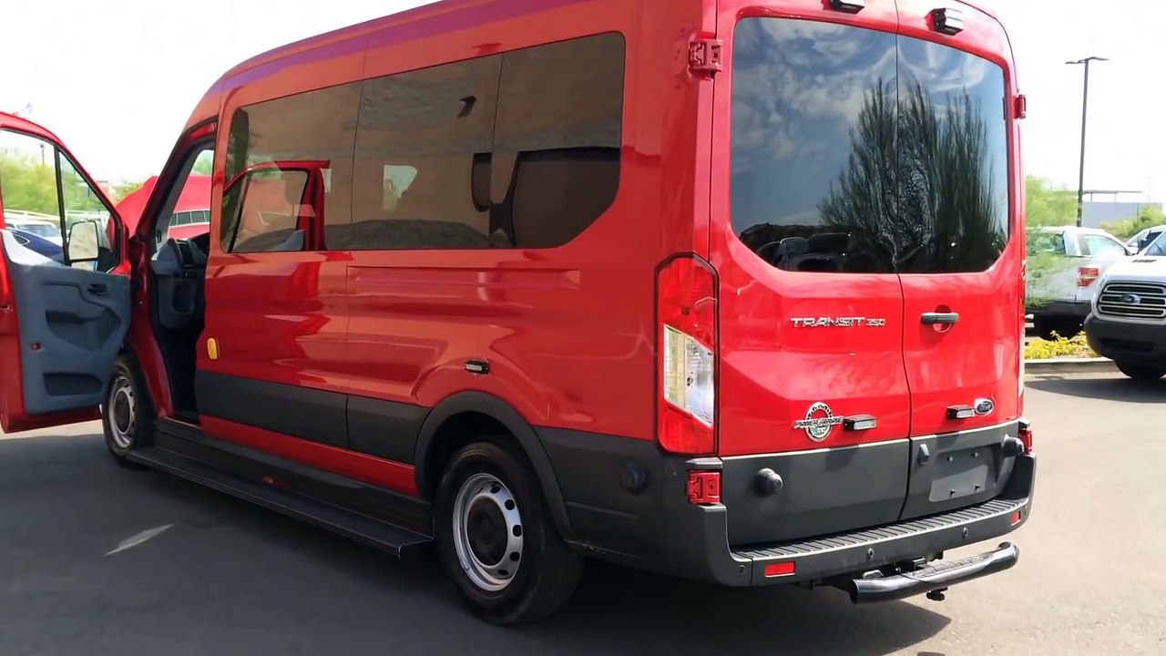 Giá xe ford Transit 2015 - Liên hệ  0902.911.656