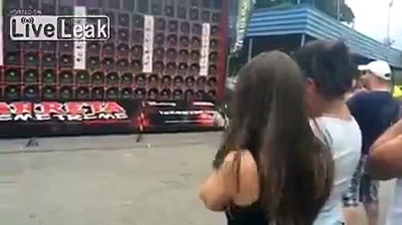 Crazy Shock wave sound produced by 18 weeler