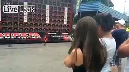 Crazy Shock wave sound produced by 18 weeler