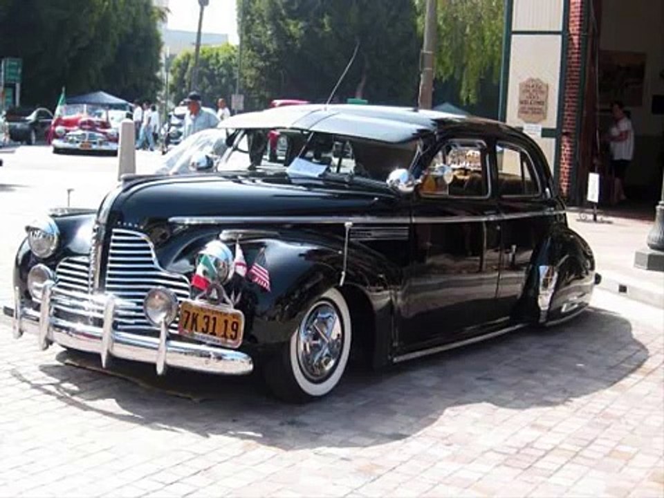 THE RAYS SILHOUETTES