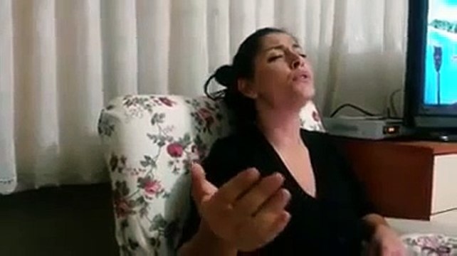 AYSUN TAŞÇEŞME NEDEN SIZLAR YÜREĞİM